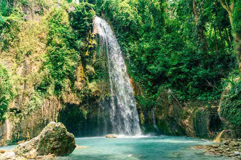 Inambakan Falls